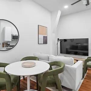 Minimalist Charm 2br 1bath New York